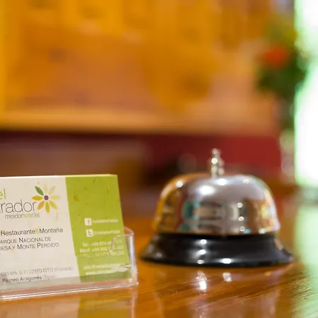 De Montana El Mirador Hotel