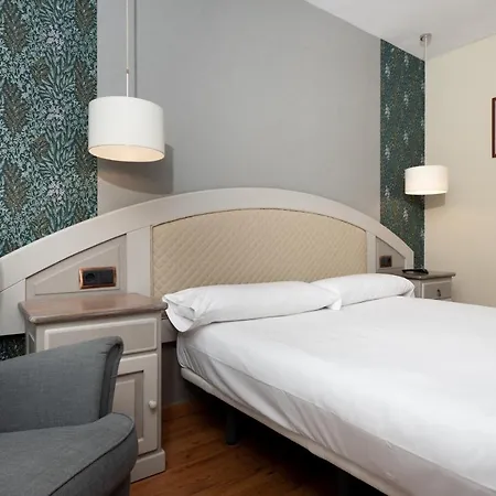 מלון De Montana El Mirador *