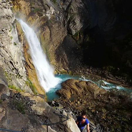 מלון De Montana El Mirador *