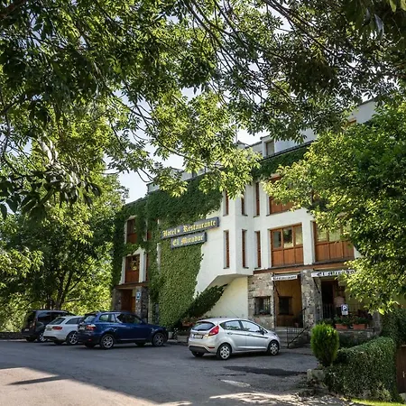 De Montana El Mirador Hotel *