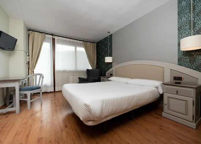 De Montana El Mirador * Broto