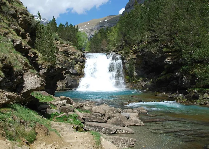 Hotel De Montana El Mirador Broto