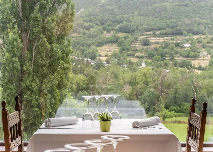 De Montana El Mirador * Broto