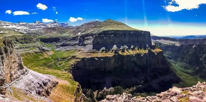 De Montana El Mirador Hotel Broto