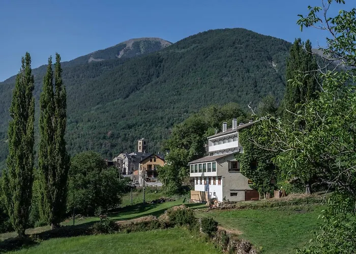 De Montana El Mirador * Broto