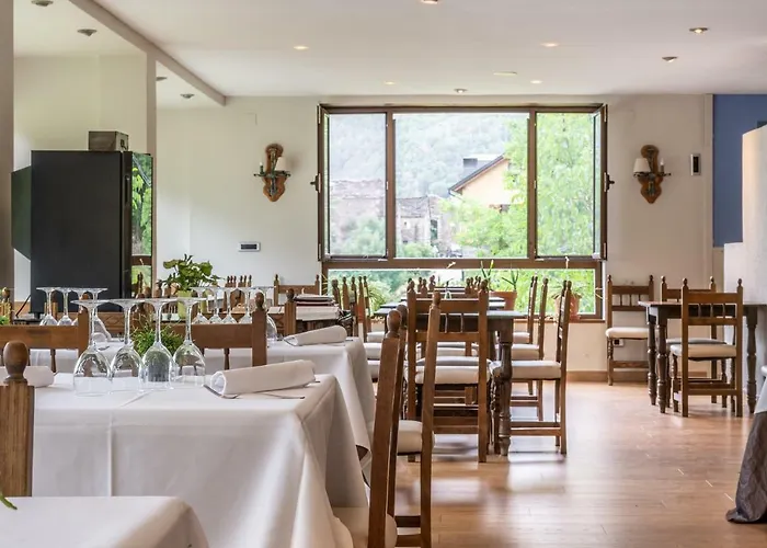 De Montana El Mirador * Broto