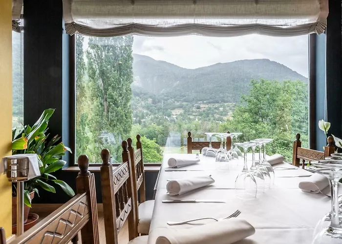 De Montana El Mirador * Broto